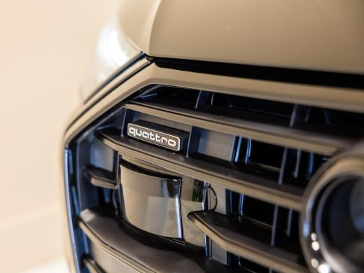 Audi A6 Avant 55 TFSI e quattro S-Line Competition / 367pk / Panorama dak / Trekhaak / Dodehoek herkennin... ActivLease financial lease