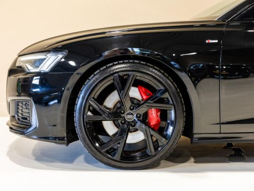Audi A6 Avant 55 TFSI e quattro S-Line Competition / 367pk / Panorama dak / Trekhaak / Dodehoek herkennin... ActivLease financial lease