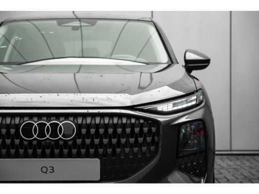 Audi Q3 Advanced edition e-hybrid 272 pk | Achteruitrijcamera | Achteruitrijcamera | Adaptive cruise control ActivLease financial lease
