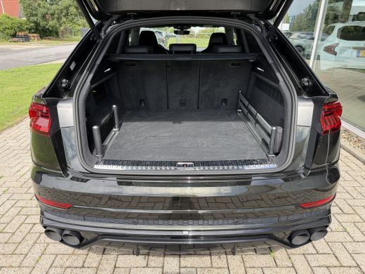 Audi Q8 60 TFSI e quattro Pro Line S Competition Dark Olive | ABT ActivLease financial lease