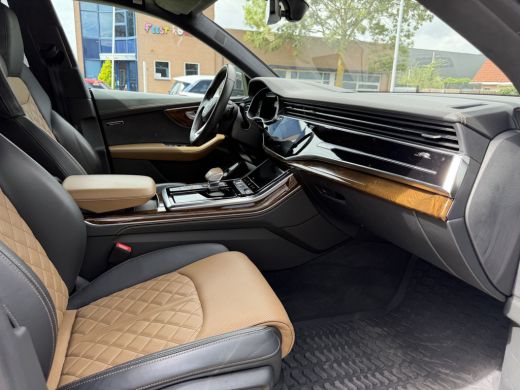 Audi Q8 60 TFSI e quattro Pro Line S Competition Dark Olive | ABT ActivLease financial lease