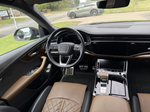 Audi Q8 60 TFSI e quattro Pro Line S Competition Dark Olive | ABT ActivLease financial lease