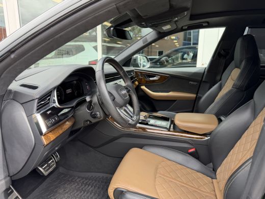 Audi Q8 60 TFSI e quattro Pro Line S Competition Dark Olive | ABT ActivLease financial lease