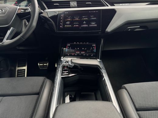 Audi Q8 e-tron 55 408pk quattro S Edition Competition 115 kWh Optiekpakket zwart plus | 360 Areaview camera | Pa... ActivLease financial lease