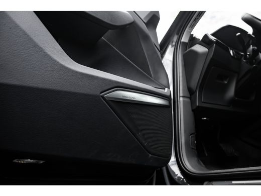 Audi Q8 Sportback e-tron 55 quattro Edition 115 kWh | Achteruitrijcamera | Bang & Olufsen | Stoelverwarming | | Achteruitr... ActivLease financial lease