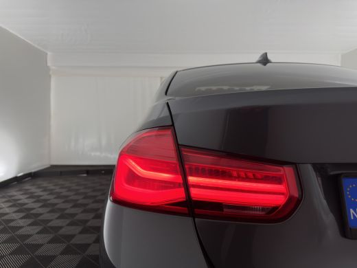 BMW 3 Serie 330e High Executive Luxury-Line (Plug-in) (INCL-BTW) Aut. *PANO |  LEATHER | FULL-LED | MEMORY-PA... ActivLease financial lease