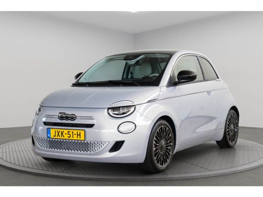 Fiat 500 1.0 Hybrid La Prima | Tot 8 Jaar Garantie | Panoramadak | Premium Sound | Navigatie | Camera | Ku... ActivLease financial lease
