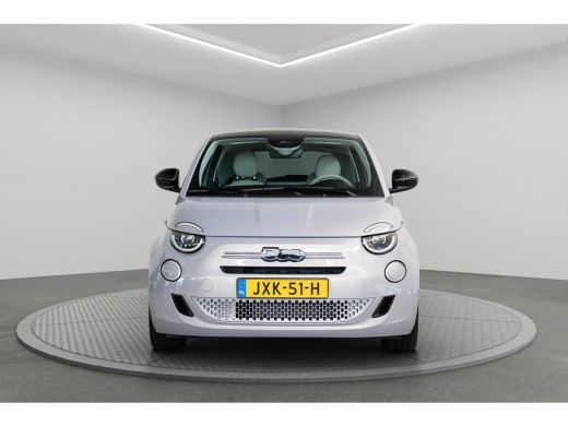 Fiat 500 1.0 Hybrid La Prima | Tot 8 Jaar Garantie | Panoramadak | Premium Sound | Navigatie | Camera | Ku... ActivLease financial lease
