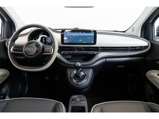 Fiat 500 1.0 Hybrid La Prima | Tot 8 Jaar Garantie | Panoramadak | Premium Sound | Navigatie | Camera | Ku... ActivLease financial lease