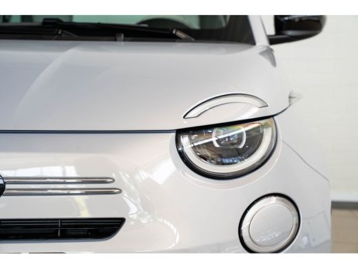 Fiat 500 1.0 Hybrid La Prima | Tot 8 Jaar Garantie | Panoramadak | Premium Sound | Navigatie | Camera | Ku... ActivLease financial lease