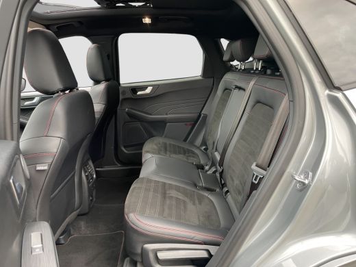 Ford Kuga 2.5 PHEV ST-Line X | Pano | Trekhaak | Adap. Cruise | B&O Audio | Winter Pack | Achteruitrijcamer... ActivLease financial lease