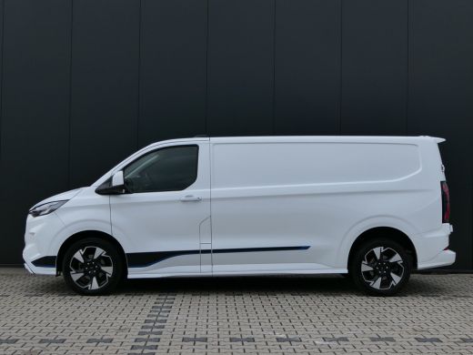 Ford Transit Custom 300 2.0 TDCI 170pk L2H1 Sport | Trekhaak | Camera | Betonplex | Navigatie | Stoelverwarming | Ver... ActivLease financial lease
