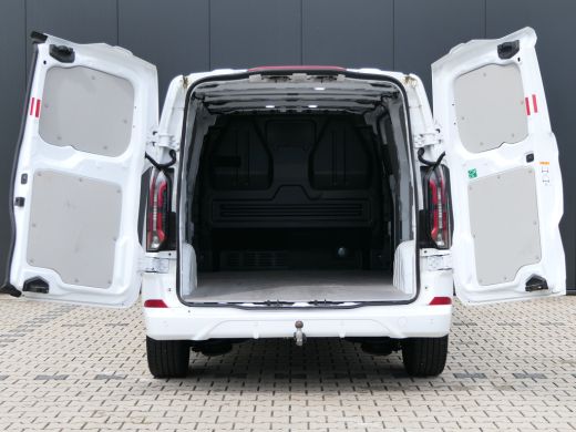 Ford Transit Custom 300 2.0 TDCI 170pk L2H1 Sport | Trekhaak | Camera | Betonplex | Navigatie | Stoelverwarming | Ver... ActivLease financial lease