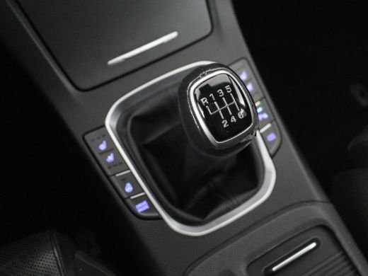 Hyundai i30 | Leder | Stuur/stoel verwarming | Stoel ventilatie | Cruise control | Lane assist | Camera | Par... ActivLease financial lease