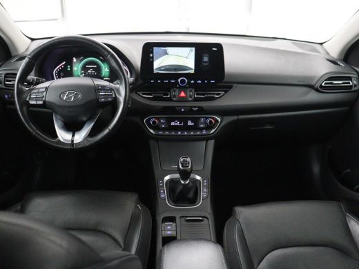 Hyundai i30 | Leder | Stuur/stoel verwarming | Stoel ventilatie | Cruise control | Lane assist | Camera | Par... ActivLease financial lease