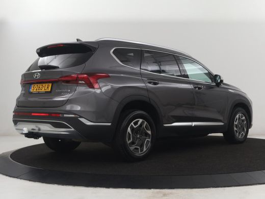 Hyundai Santa Fe 1.6 T-GDI HEV Comfort Smart Sky 7p | Panoramadak | Leder | Stoelverwarming | Adaptive cruise | Cl... ActivLease financial lease