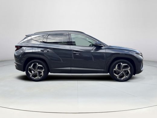 Hyundai Tucson 1.6 T-GDI PHEV Premium 4WD | SOH 97,5% | 360 graden camera | Dodehoekdetectie | elektrische stoel... ActivLease financial lease