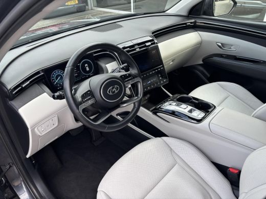 Hyundai Tucson 1.6 T-GDI PHEV Premium 4WD | SOH 97,5% | 360 graden camera | Dodehoekdetectie | elektrische stoel... ActivLease financial lease
