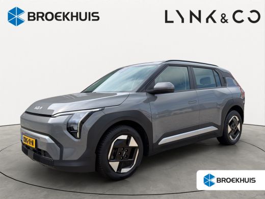 Kia EV3 Air 81.4 kWh Long range/  Camera / Adaptive Cruisecontrole / Navi ActivLease financial lease