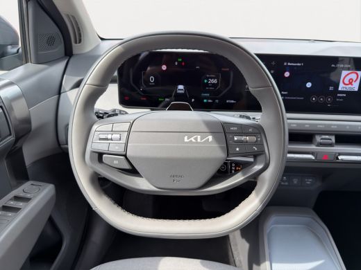 Kia EV3 Air 81.4 kWh Long range/  Camera / Adaptive Cruisecontrole / Navi ActivLease financial lease