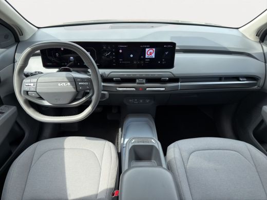 Kia EV3 Air 81.4 kWh Long range/  Camera / Adaptive Cruisecontrole / Navi ActivLease financial lease