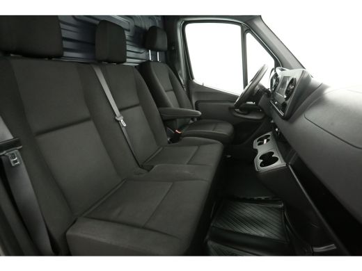 Mercedes-Benz Sprinter 2.2 CDI L2H2 164PK | 3500kg Trekgew. | Automaat | Trekhaak | Airco | Cruise | Camera | Carplay | ... ActivLease financial lease