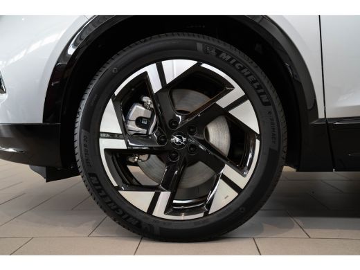 Opel Grandland 1.6 Turbo Plug-in-Hybrid GS | Tot 8 Jaar Garantie | Panoramdak | 20 Inch LM | Focal Sound | Elekt... ActivLease financial lease
