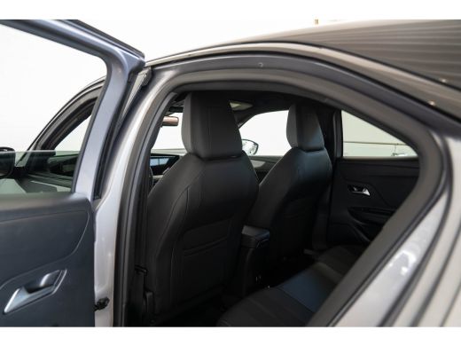 Opel Mokka-e GS 54 kWh | SOH 97% | Navigatie | Camera | Adaptive Cruise | LED Matrix Koplampen | Apple Carplay... ActivLease financial lease