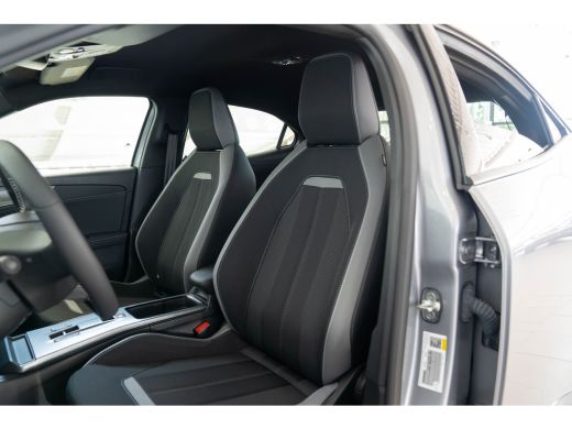 Opel Mokka-e GS 54 kWh | SOH 97% | Navigatie | Camera | Adaptive Cruise | LED Matrix Koplampen | Apple Carplay... ActivLease financial lease