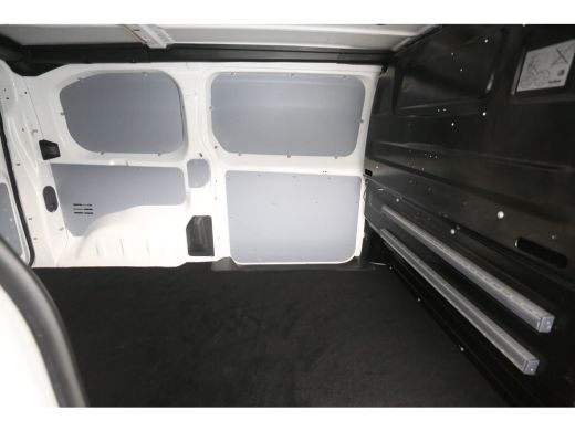 Opel Vivaro-e L2H1 Edition 75 kWh | Snelladen | SOH 90% | Airco | Cruise | Trekhaak | Parkeersens. ActivLease financial lease