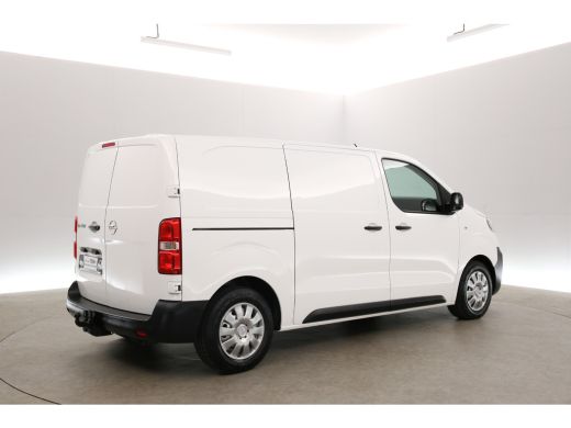 Opel Vivaro-e L2H1 Edition 75 kWh | Snelladen | SOH 90% | Airco | Cruise | Trekhaak | Parkeersens. ActivLease financial lease