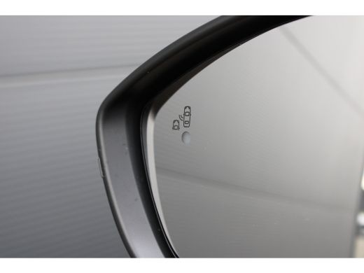 Peugeot 2008 GT, (2025-H0) | Active Safety Brake met camera en radar (automatisch noodremsysteem) met Distance... ActivLease financial lease