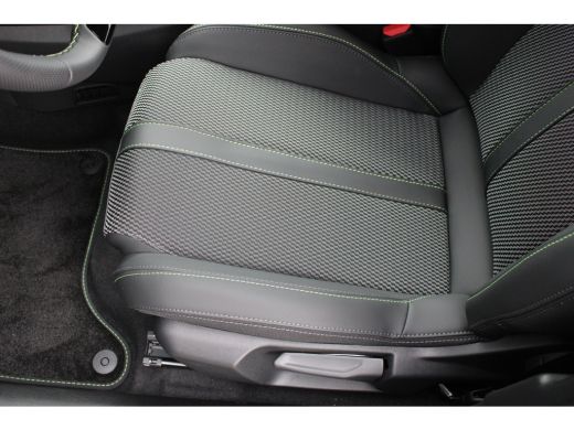 Peugeot 2008 GT, (2025-H0) | Active Safety Brake met camera en radar (automatisch noodremsysteem) met Distance... ActivLease financial lease