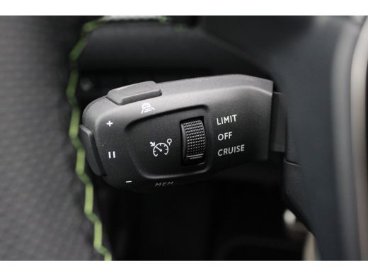 Peugeot 2008 GT, (2025-H0) | Active Safety Brake met camera en radar (automatisch noodremsysteem) met Distance... ActivLease financial lease