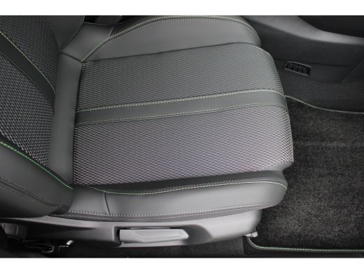 Peugeot 2008 GT, (2025-H0) | Active Safety Brake met camera en radar (automatisch noodremsysteem) met Distance... ActivLease financial lease