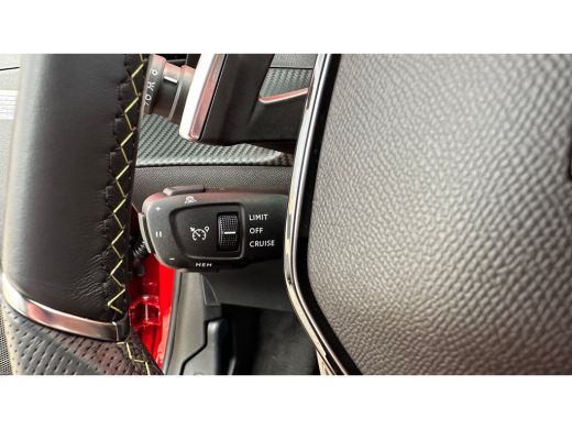 Peugeot 208 1.2 Hybrid 145 e-DCS6 GT | Navigatie | Carplay | Adaptieve Cruise | Camera | | Achteruitrijcamera... ActivLease financial lease
