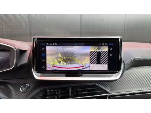 Peugeot 208 1.2 Hybrid 145 e-DCS6 GT | Navigatie | Carplay | Adaptieve Cruise | Camera | | Achteruitrijcamera... ActivLease financial lease