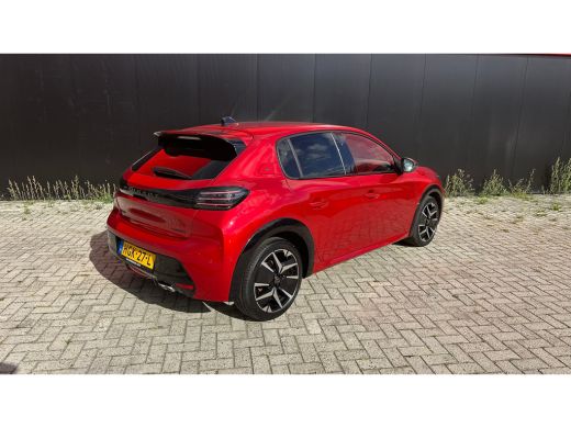 Peugeot 208 1.2 Hybrid 145 e-DCS6 GT | Navigatie | Carplay | Adaptieve Cruise | Camera | | Achteruitrijcamera... ActivLease financial lease