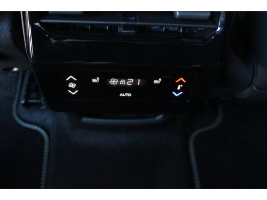 Peugeot 5008 1.6 Plug-in Hybrid 195 GT | Automaat | Luxe stoelen | Massage | Trekhaak | All season | NL auto |... ActivLease financial lease