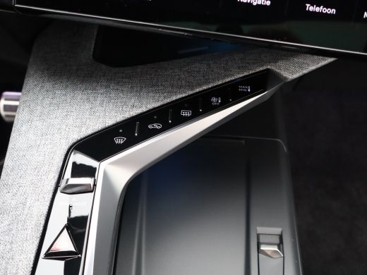 Peugeot e-3008 GT 73 kWh Panoramadak | 360 Graden Camera | Adaptieve Cruise Control | Drive Assist | Lederen Bek... ActivLease financial lease