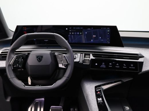Peugeot e-3008 GT 73 kWh Panoramadak | 360 Graden Camera | Adaptieve Cruise Control | Drive Assist | Lederen Bek... ActivLease financial lease
