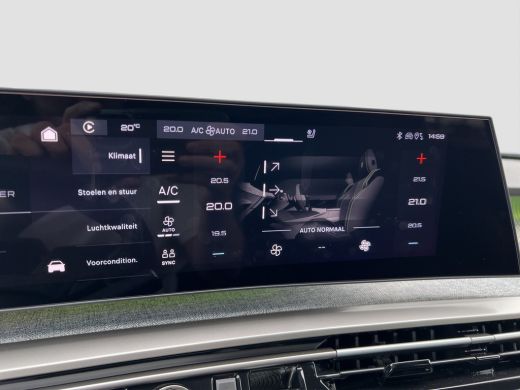 Peugeot e-3008 GT Exclusive Panoramadak | Warmtepomp | Focal | Vol leder | Matrix LED | Elekt. verstb. massage s... ActivLease financial lease