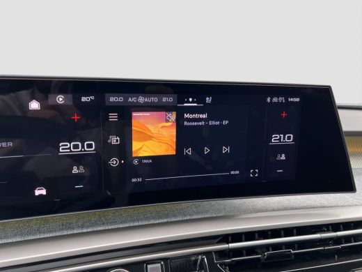 Peugeot e-3008 GT Exclusive Panoramadak | Warmtepomp | Focal | Vol leder | Matrix LED | Elekt. verstb. massage s... ActivLease financial lease