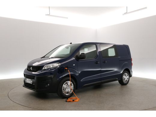 Peugeot e-Expert Standard Pro 75 kWh L2H1 | Snelladen | SOH 96% | Airco | Cruise | Camera | Carplay | 3 Zits | 2xS... ActivLease financial lease