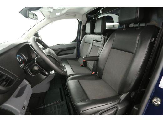 Peugeot e-Expert Standard Pro 75 kWh L2H1 | Snelladen | SOH 96% | Airco | Cruise | Camera | Carplay | 3 Zits | 2xS... ActivLease financial lease