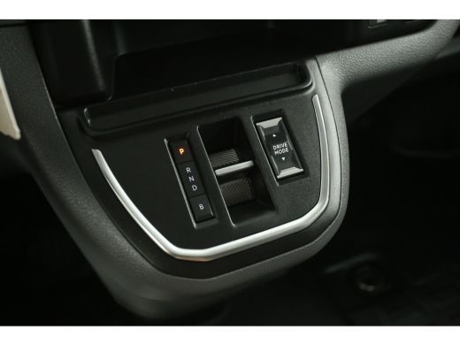 Peugeot e-Expert Standard Pro 75 kWh L2H1 | Snelladen | SOH 96% | Airco | Cruise | Camera | Carplay | 3 Zits | 2xS... ActivLease financial lease