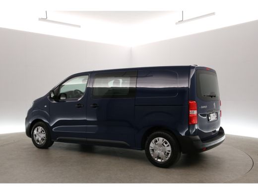 Peugeot e-Expert Standard Pro 75 kWh L2H1 | Snelladen | SOH 96% | Airco | Cruise | Camera | Carplay | 3 Zits | 2xS... ActivLease financial lease