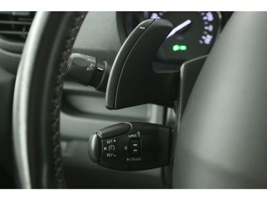 Peugeot Expert 2.0 BlueHDI 145PK L2H1 | Automaat | Airco | Cruise | Camera | Carplay | Parkeersens. ActivLease financial lease