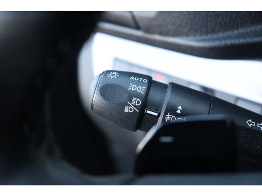 Peugeot Expert 2.0 BLUEHDI 145PK L3H1 AUTOMAAT / NAVI / AIRCO / LED / PDC / CAMERA / BPM VRIJ / BETIMMERING / WI... ActivLease financial lease