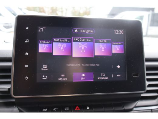 Renault Trafic 2.0 dCi 150pk L2 H1 Work Edition Automaat ActivLease financial lease